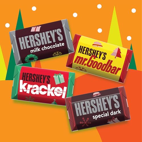 Classic HERSHEY'S KISSES Candy Cane Flavored, Christmas Stocking Stuffer Candy Bulk Bag, 31.67 oz, Packaging May Vary